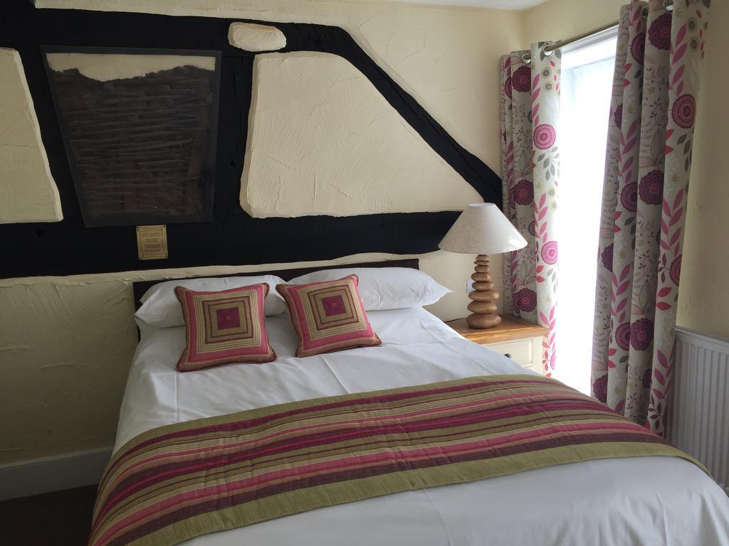 The Talbot Hotel Cleobury Mortimer المظهر الخارجي الصورة