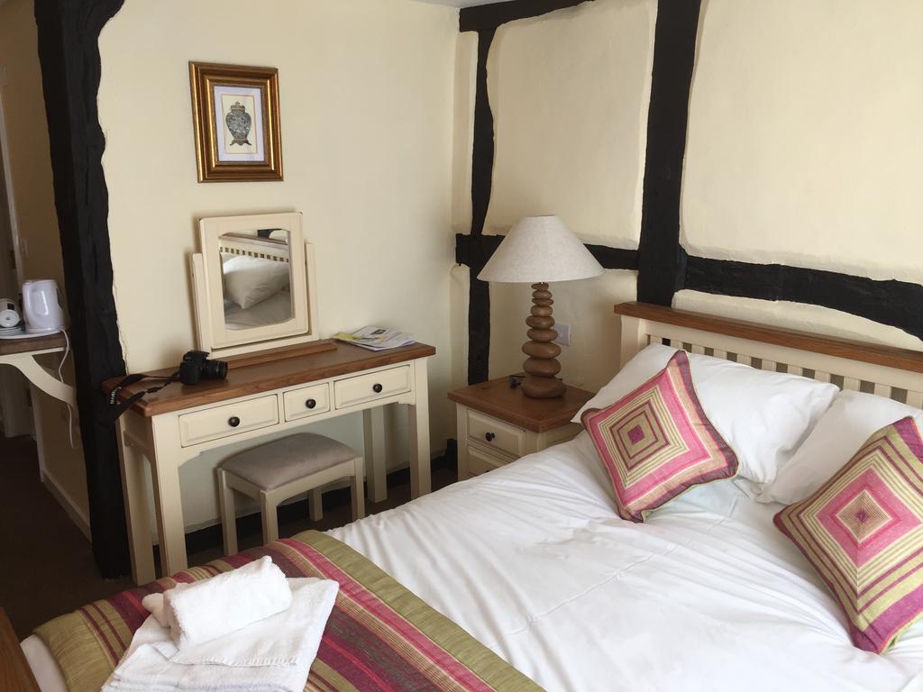 The Talbot Hotel Cleobury Mortimer المظهر الخارجي الصورة