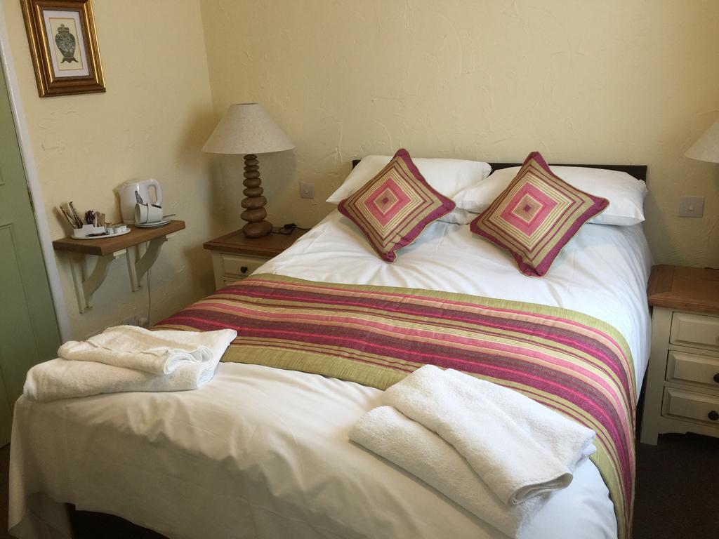 The Talbot Hotel Cleobury Mortimer المظهر الخارجي الصورة