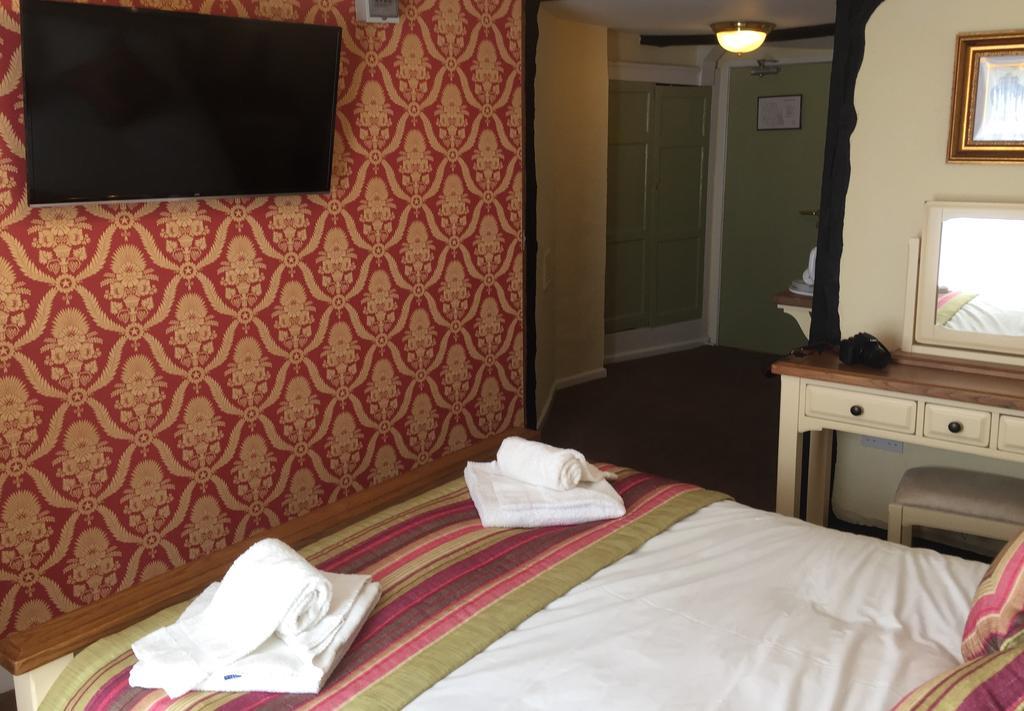The Talbot Hotel Cleobury Mortimer المظهر الخارجي الصورة