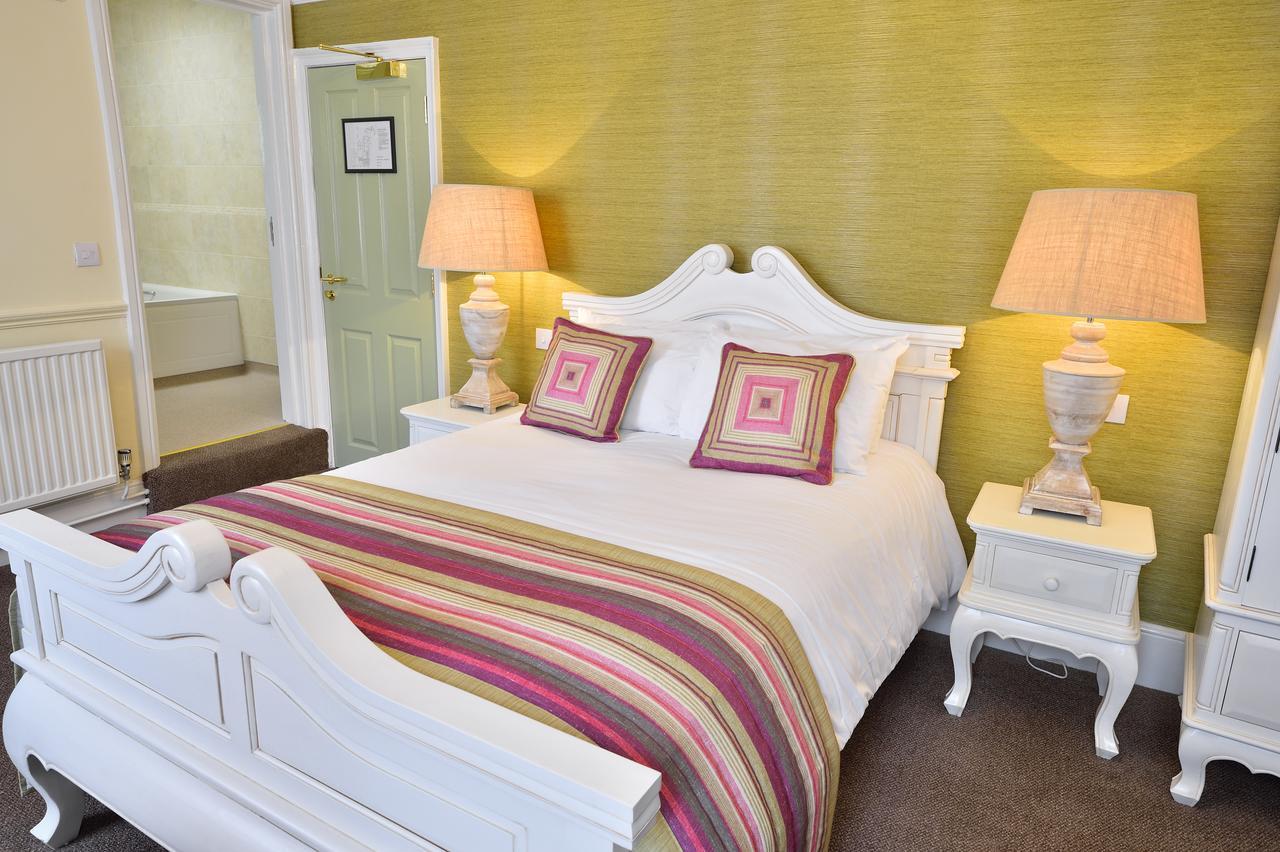 The Talbot Hotel Cleobury Mortimer المظهر الخارجي الصورة