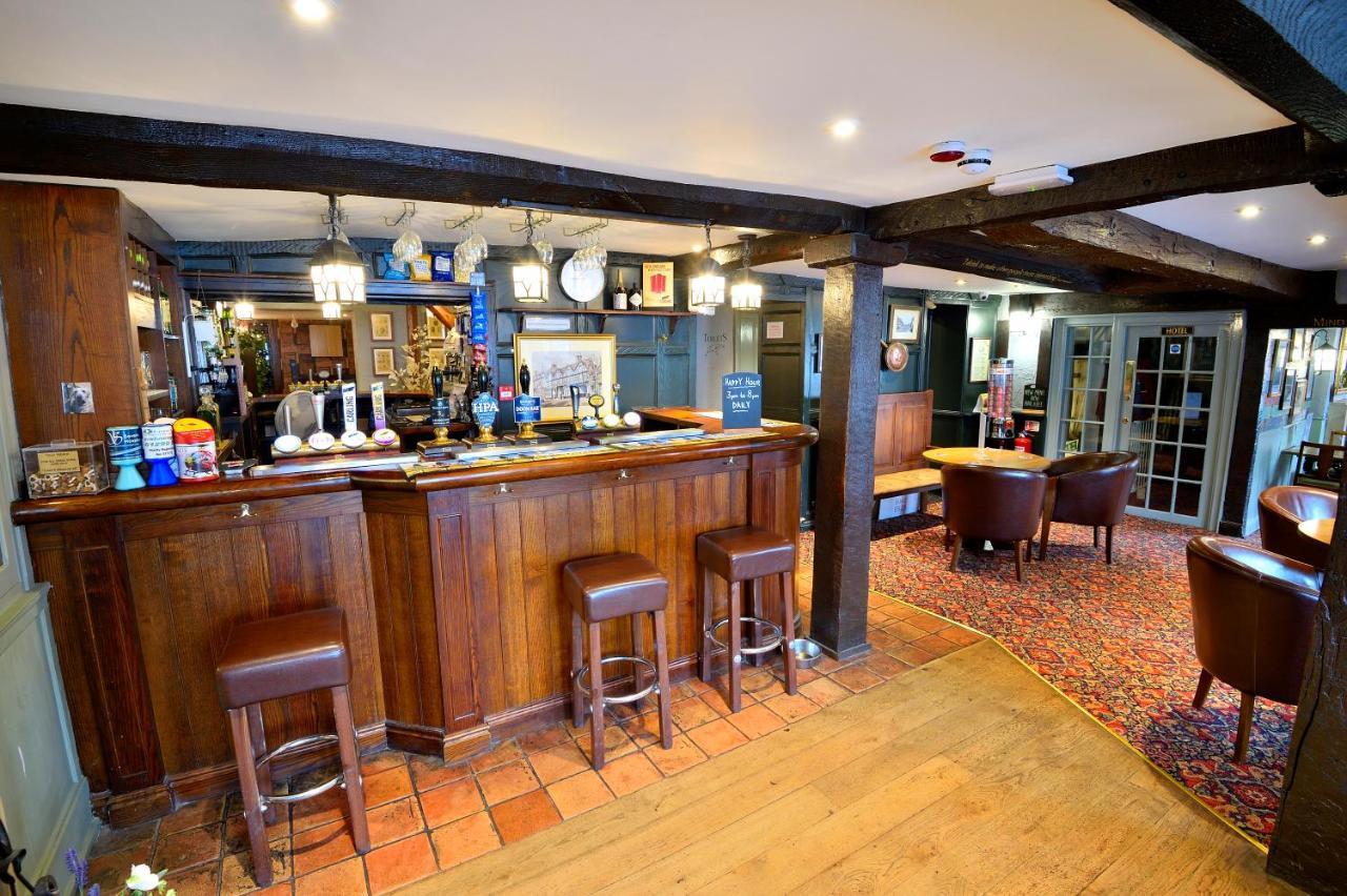 The Talbot Hotel Cleobury Mortimer المظهر الخارجي الصورة