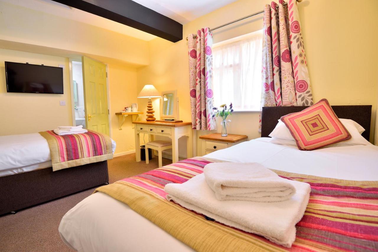 The Talbot Hotel Cleobury Mortimer المظهر الخارجي الصورة