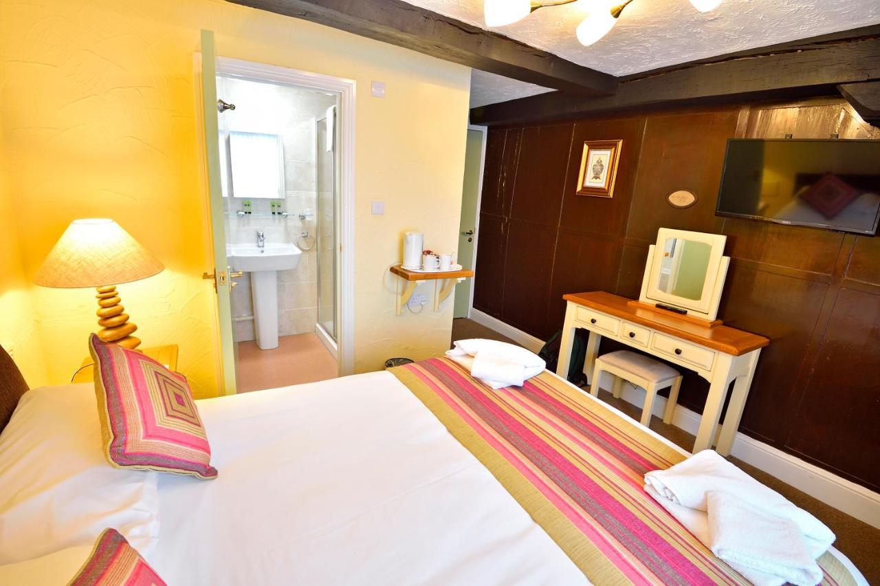 The Talbot Hotel Cleobury Mortimer المظهر الخارجي الصورة