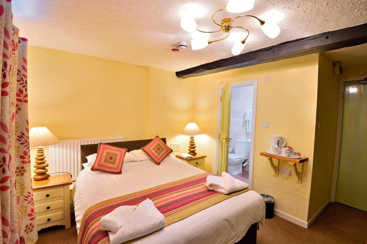 The Talbot Hotel Cleobury Mortimer المظهر الخارجي الصورة